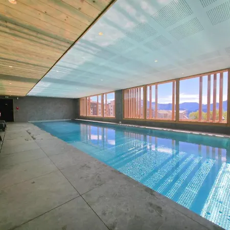 アパート T2 D'exception Avec Piscine Et - Parking Prive